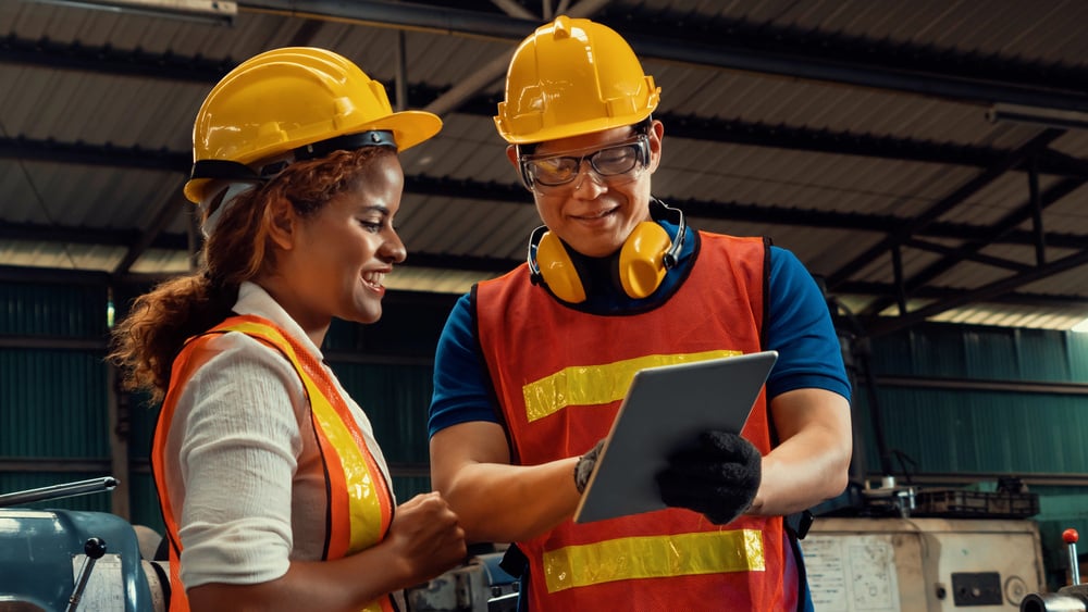 Unlocking Hidden Efficiencies: A Blueprint for Field Service Success in Manufacturing Unlocking Hidden Efficiencies: A Blueprint for Field Service Success in Manufacturing